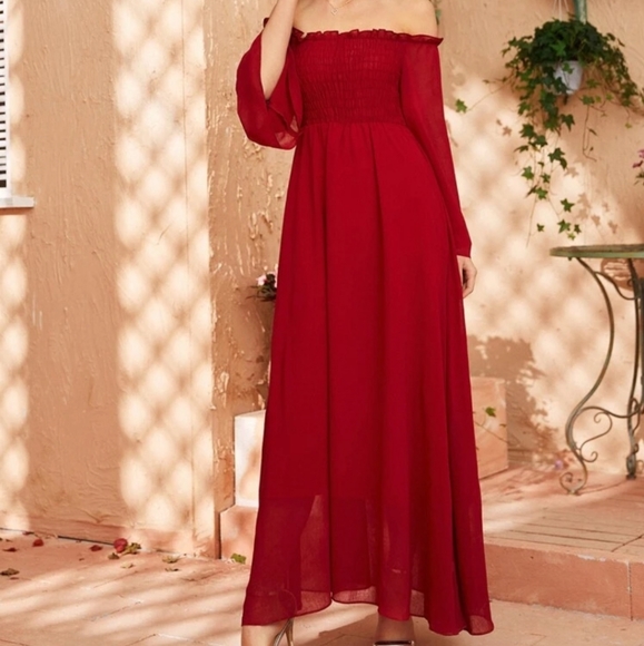 Off Shoulder Shirred bell sleeve dress - Picture 3 of 8